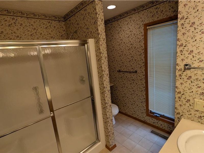 8665 Gatewood Drive, North Ridgeville, OH 44039 Photo 22