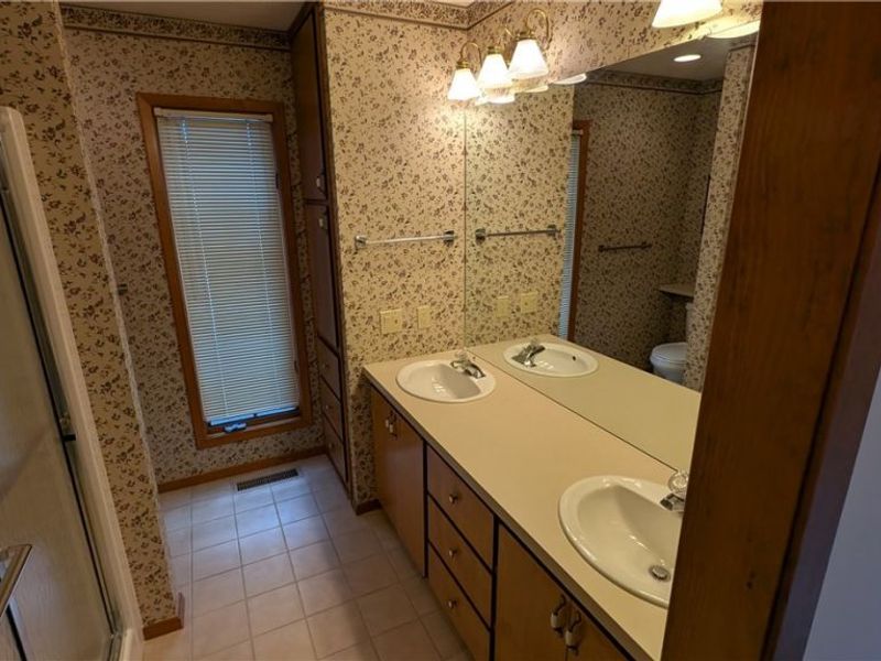 8665 Gatewood Drive, North Ridgeville, OH 44039 Photo 23