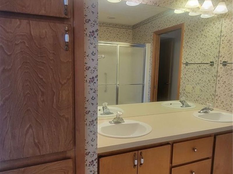 8665 Gatewood Drive, North Ridgeville, OH 44039 Photo 25