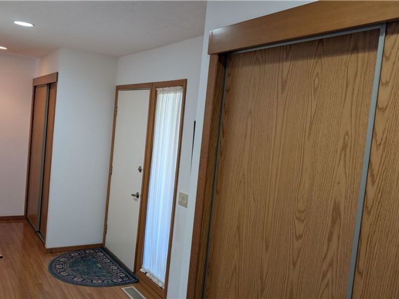 8665 Gatewood Drive, North Ridgeville, OH 44039 Photo 5