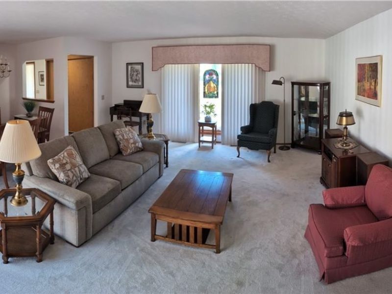 8665 Gatewood Drive, North Ridgeville, OH 44039 Photo 6