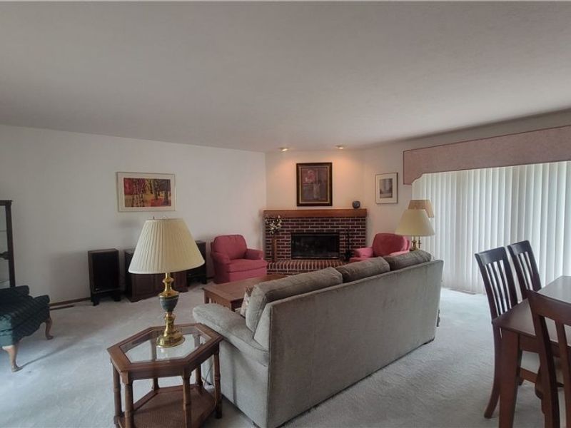 8665 Gatewood Drive, North Ridgeville, OH 44039 Photo 7