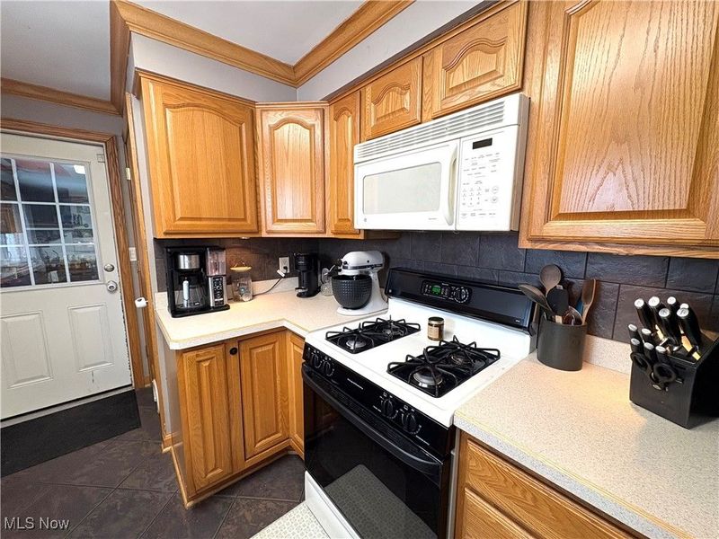 11241 Durkee Road, Grafton, OH 44044 Photo 12