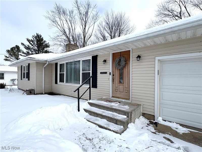 11241 Durkee Road, Grafton, OH 44044 Photo 2