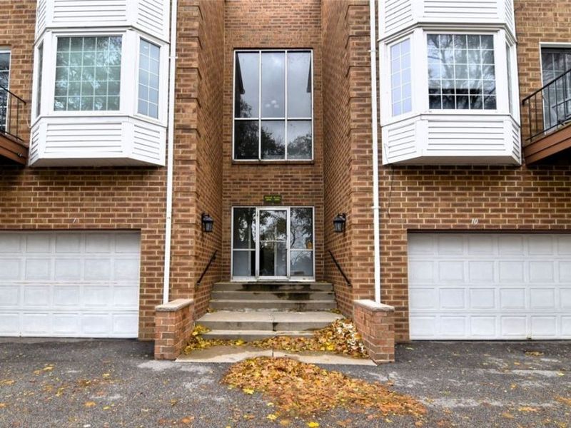 20996 Detroit Road, Unit 1, Rocky River, OH 44116 Photo 1