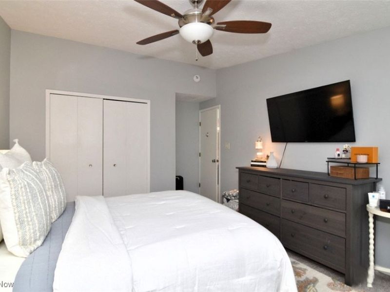 20996 Detroit Road, Unit 1, Rocky River, OH 44116 Photo 26