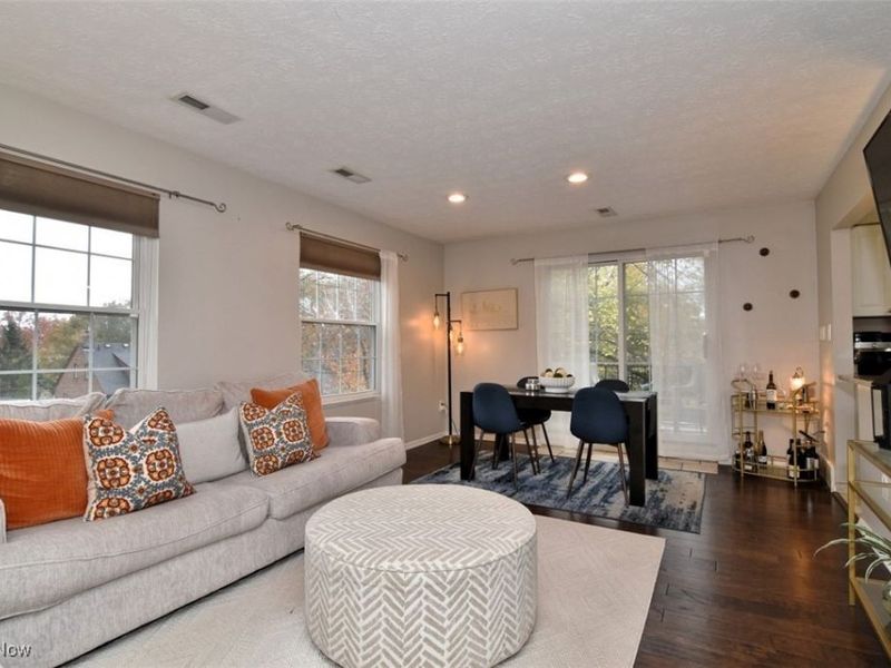 20996 Detroit Road, Unit 1, Rocky River, OH 44116 Photo 7