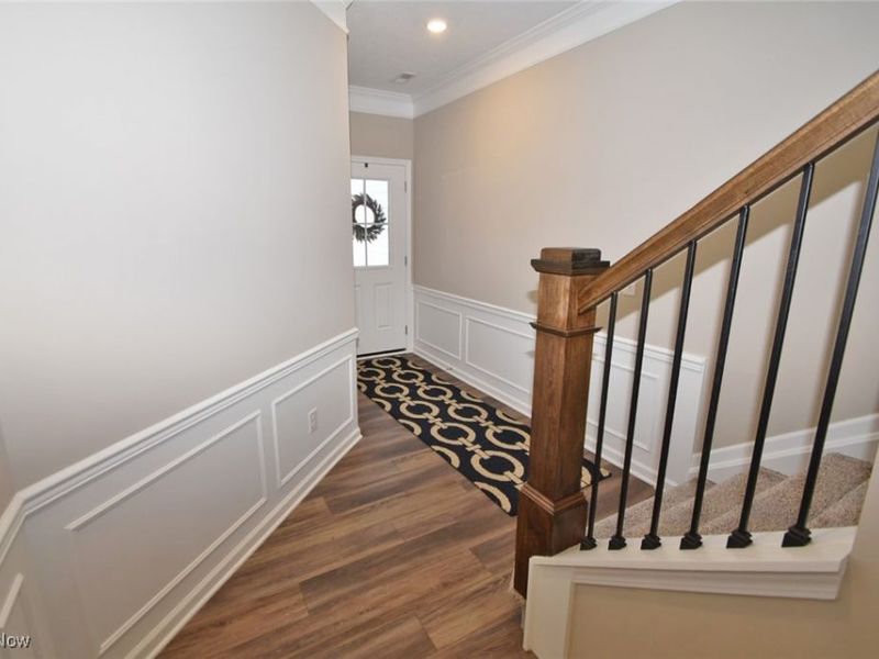 970-2 Memory Lane, Aurora, OH 44202 Photo 2