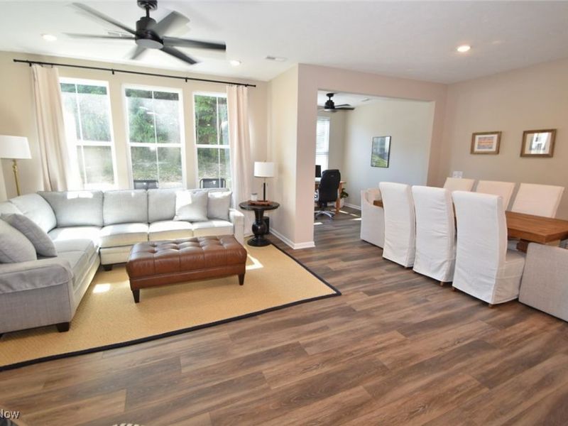 970-2 Memory Lane, Aurora, OH 44202 Photo 8