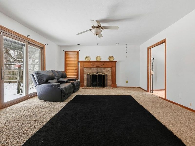 5411 Moss Wood Circle NE, Canton, OH 44705 Photo 17