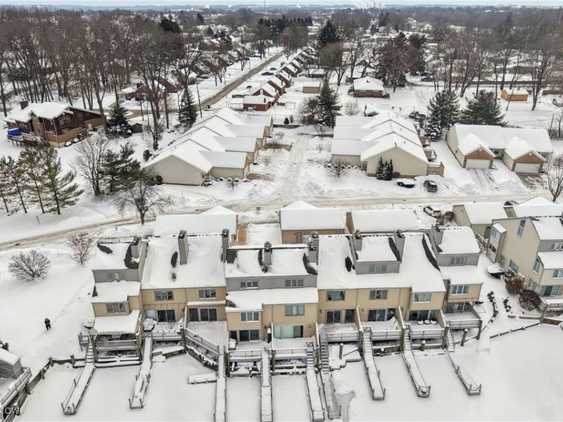 3201 Mariners Island Drive NW, Unit 3G, Canton, OH 44708 Photo 25