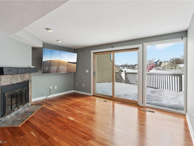 3201 Mariners Island Drive NW, Unit 3G, Canton, OH 44708 Photo 7