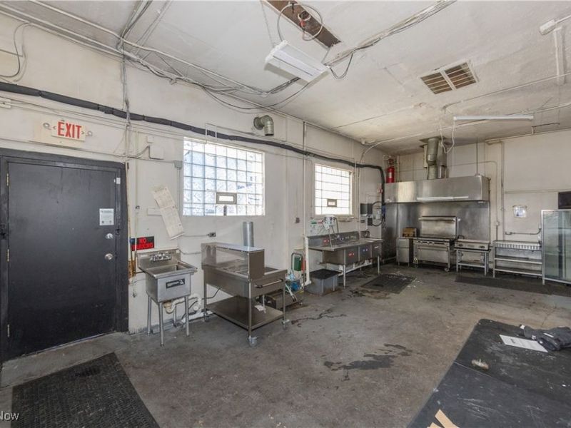 2078 S Taylor Road, Cleveland Heights, OH 44118 Photo 14