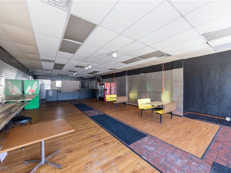 2078 S Taylor Road, Cleveland Heights, OH 44118 Photo 3