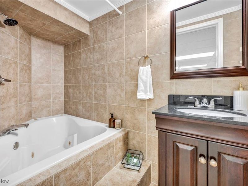 1054 Fireside Drive, Brunswick, OH 44212 Photo 31