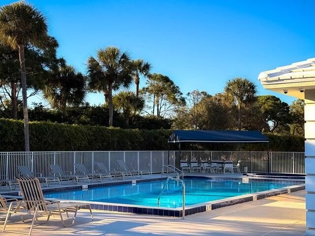 3501 Village Boulevard, Unit 405, West Palm Beach, FL 33409 Photo