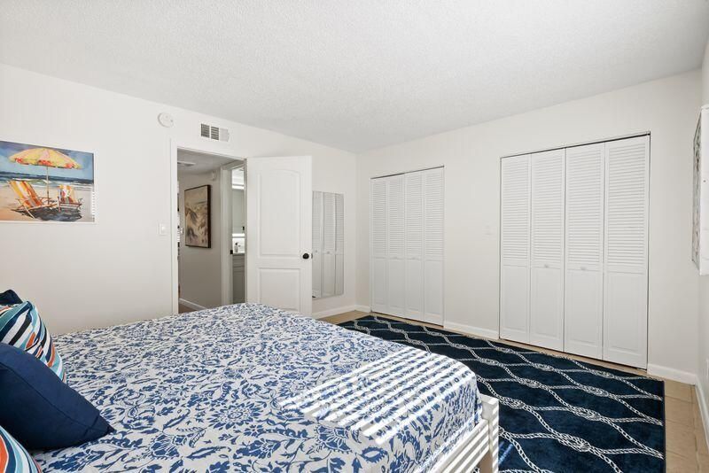 2319 Tamarind Drive, Unit 102, Fort Pierce, FL 34949 Photo