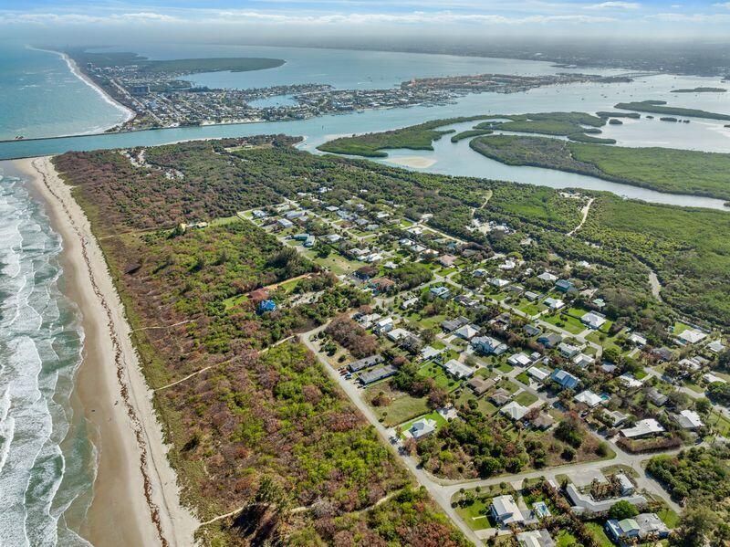 2319 Tamarind Drive, Unit 102, Fort Pierce, FL 34949 Photo