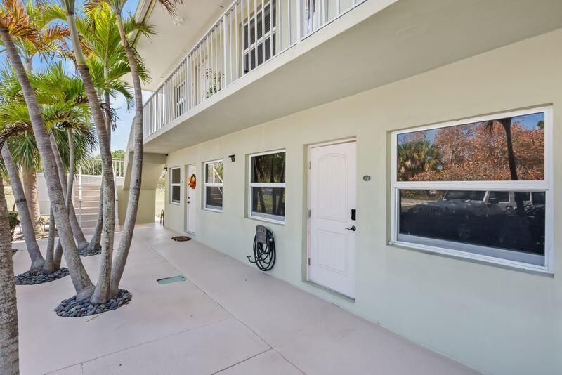 2319 Tamarind Drive, Unit 102, Fort Pierce, FL 34949 Photo