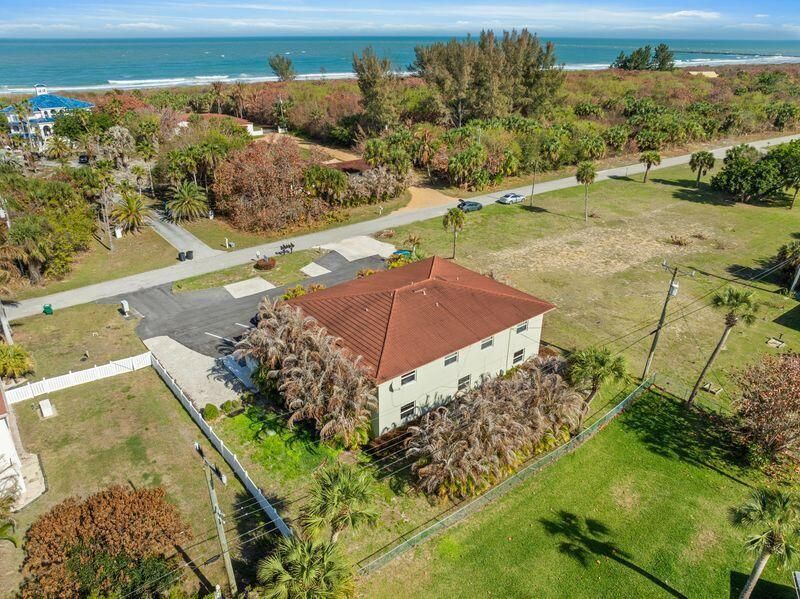 2319 Tamarind Drive, Unit 102, Fort Pierce, FL 34949 Photo