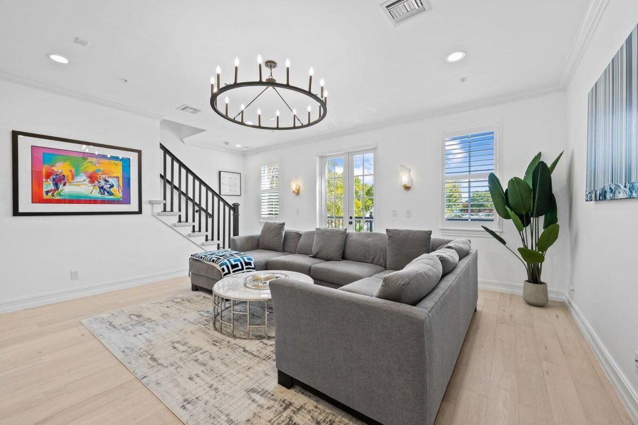 373 E Cannery Row Circle, Delray Beach, FL 33444 Photo