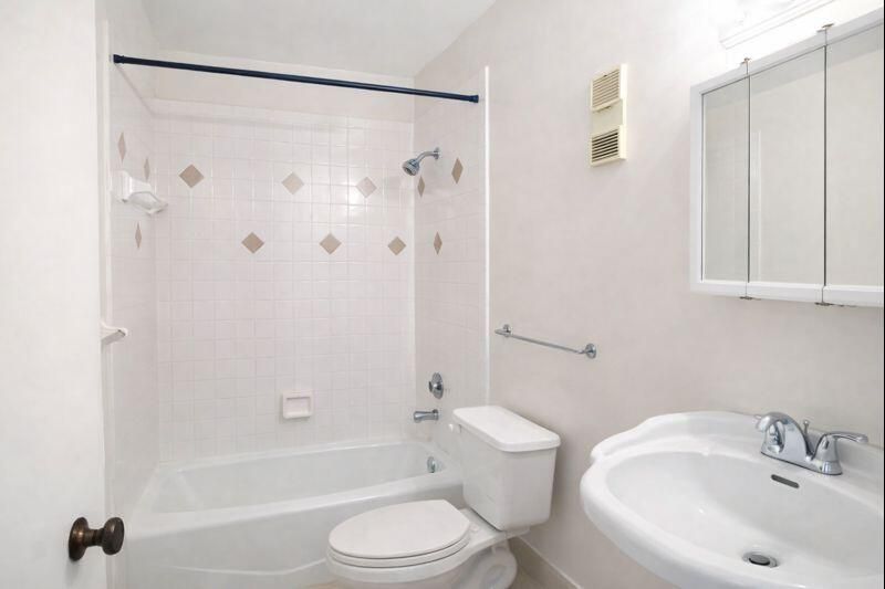 1443 SW 27th Avenue, Unit 2d, Boynton Beach, FL 33426 Photo