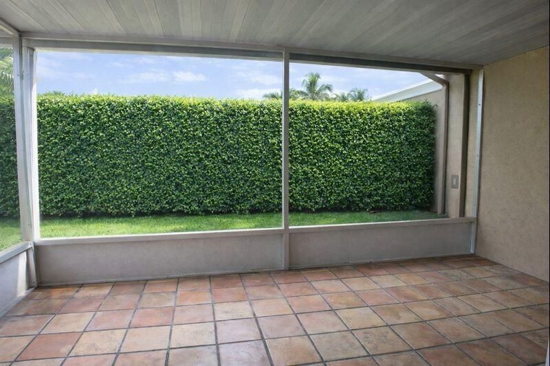 1443 SW 27th Avenue, Unit 2d, Boynton Beach, FL 33426 Photo