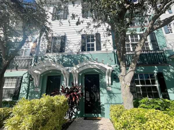 532 S Mallory Circle, Delray Beach, FL 33483