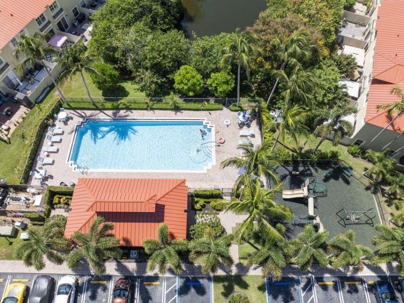 297 Lake Monterey Circle, Boynton Beach, FL 33426 Photo