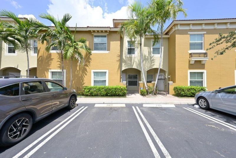 297 Lake Monterey Circle, Boynton Beach, FL 33426 Photo