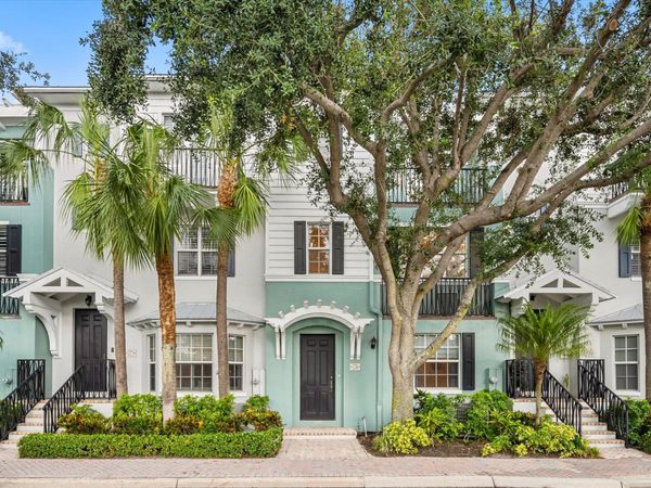 376 W Mallory Circle, Delray Beach, FL 33483