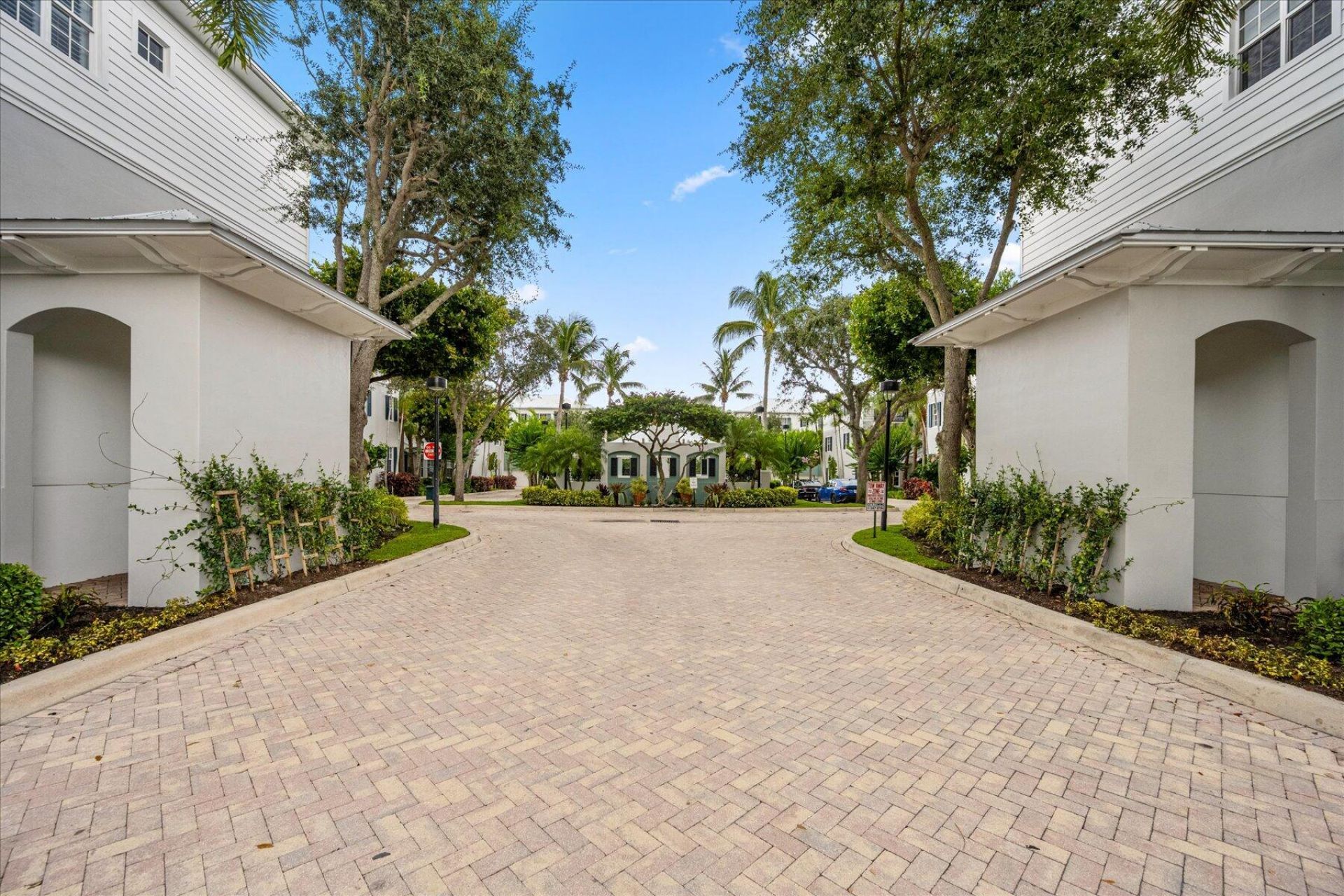 376 W Mallory Circle, Delray Beach, FL 33483 Photo