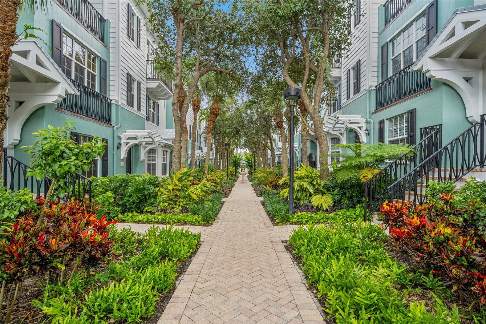 376 W Mallory Circle, Delray Beach, FL 33483 Photo