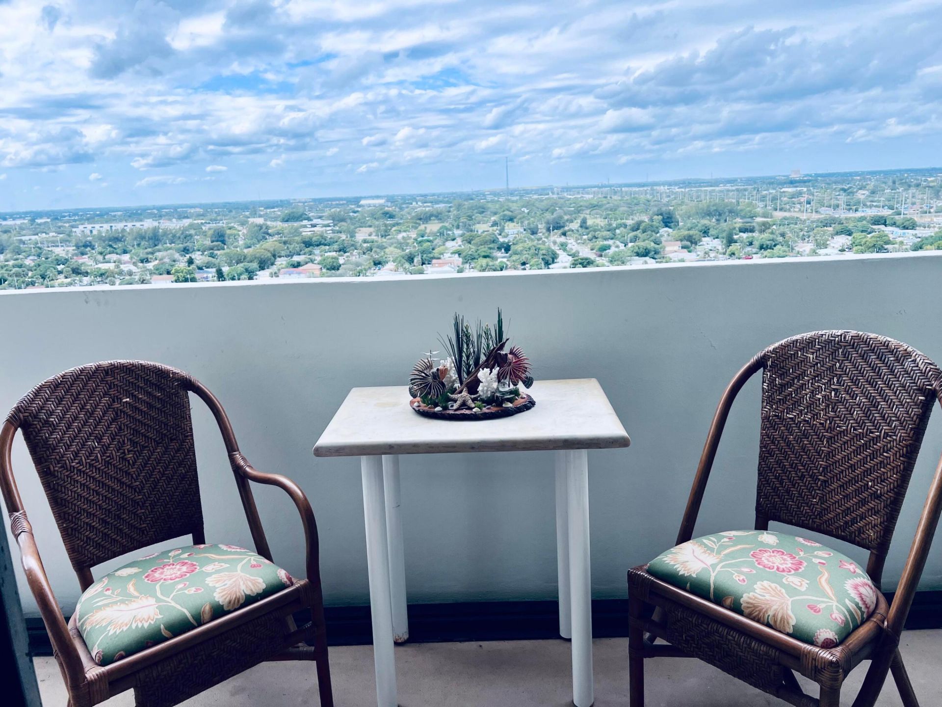 5600 N Flagler Drive, Unit 2103, West Palm Beach, FL 33407 Photo