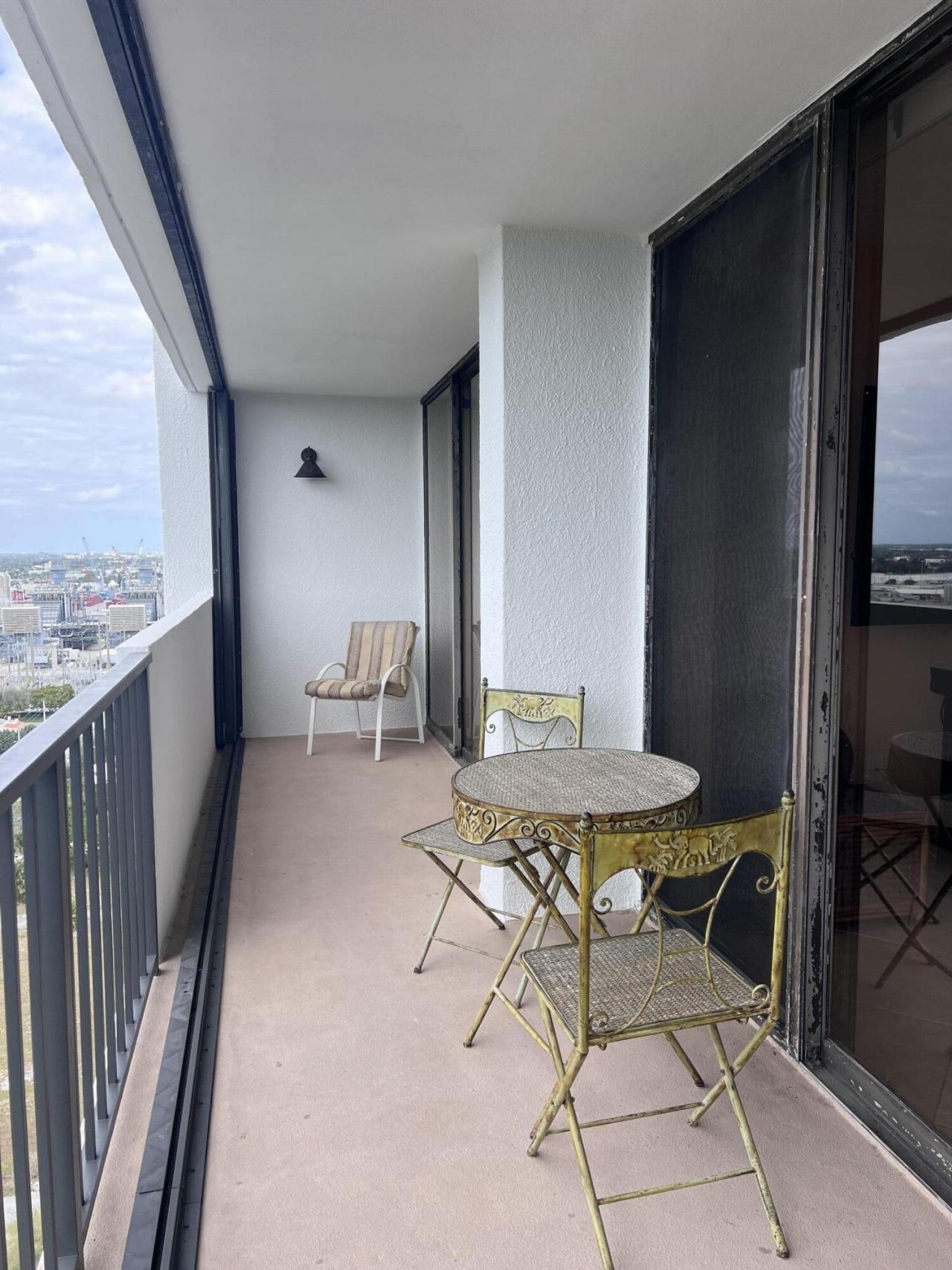 5600 N Flagler Drive, Unit 2103, West Palm Beach, FL 33407 Photo