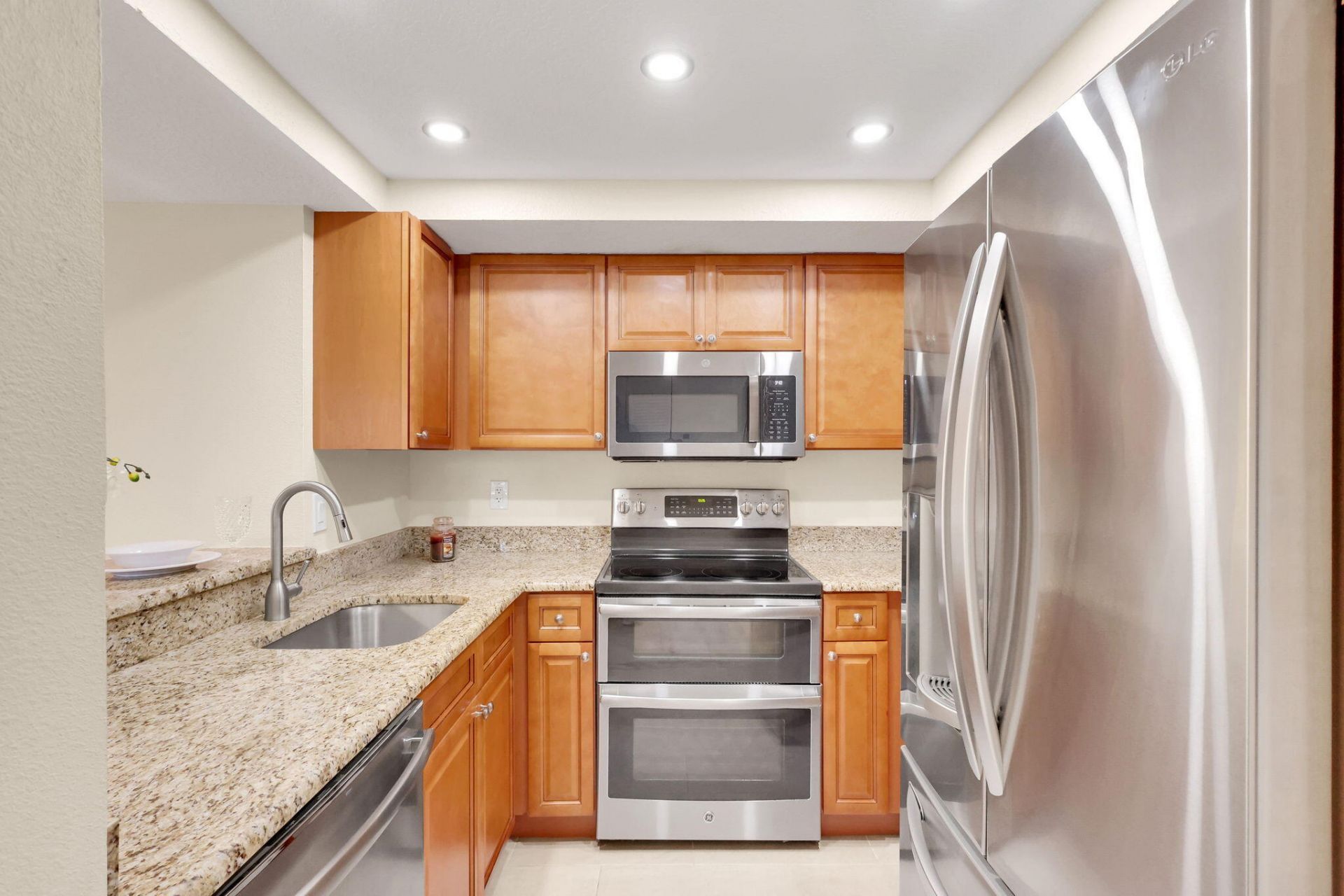 1558 SE Royal Green Circle, Unit 101, Port Saint Lucie, FL 34952 Photo