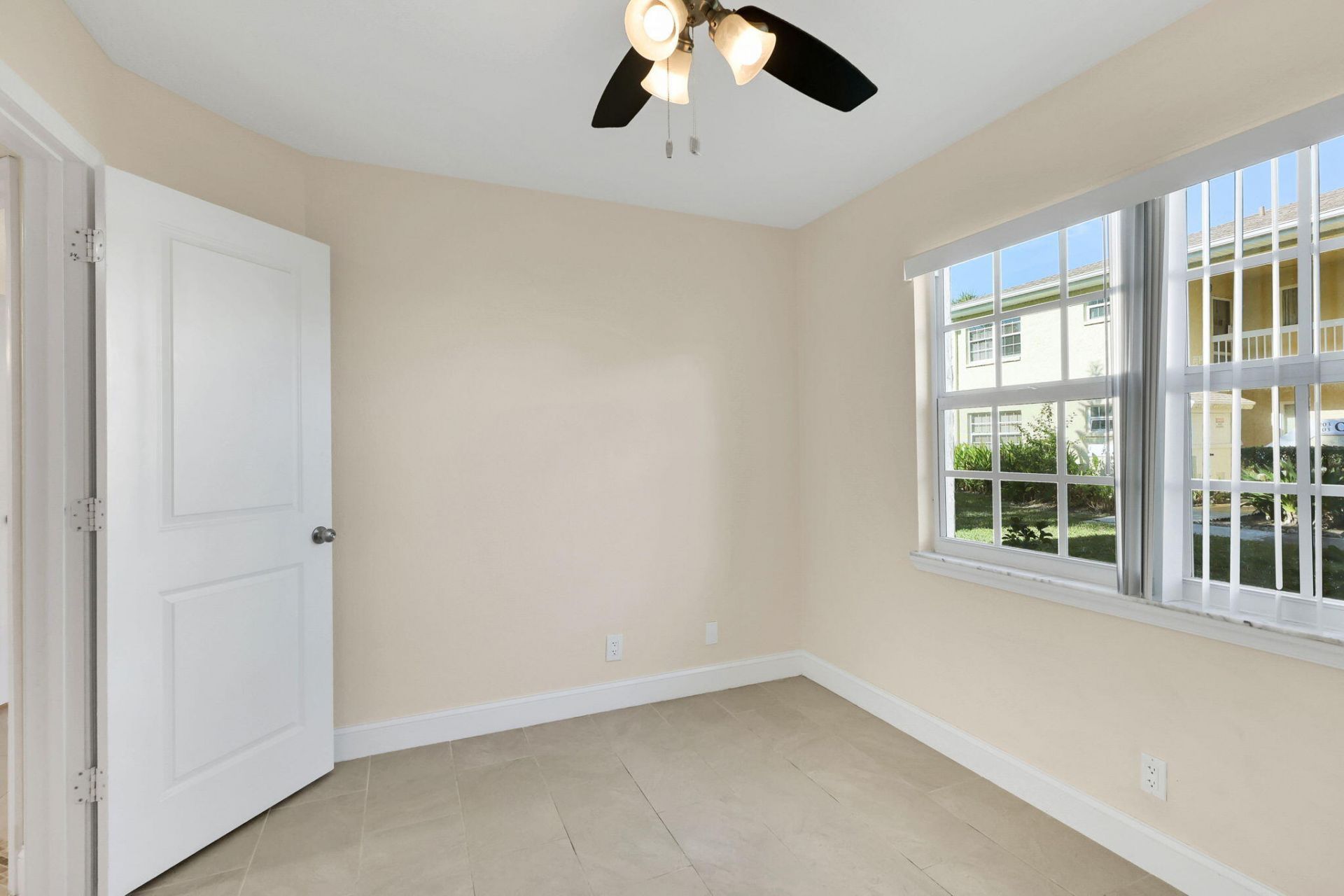 1558 SE Royal Green Circle, Unit 101, Port Saint Lucie, FL 34952 Photo