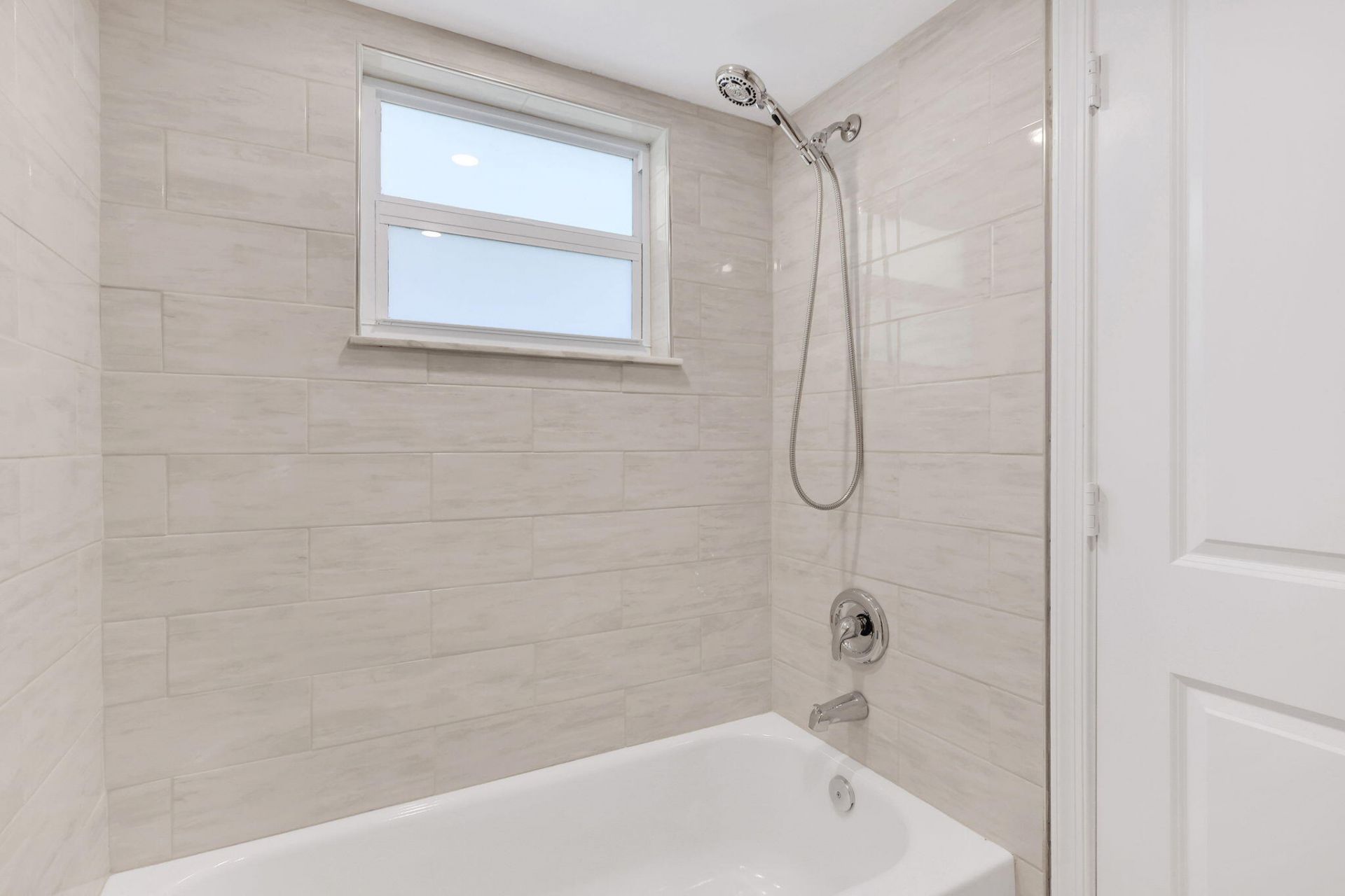 1558 SE Royal Green Circle, Unit 101, Port Saint Lucie, FL 34952 Photo