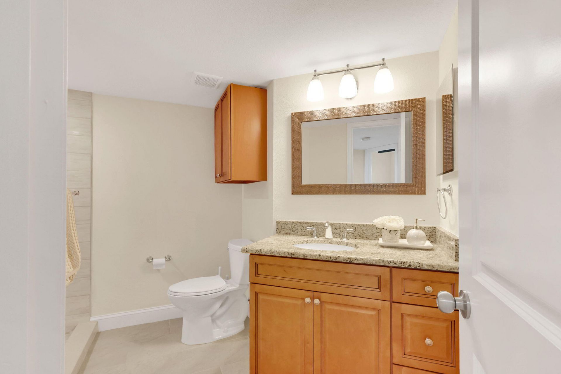 1558 SE Royal Green Circle, Unit 101, Port Saint Lucie, FL 34952 Photo