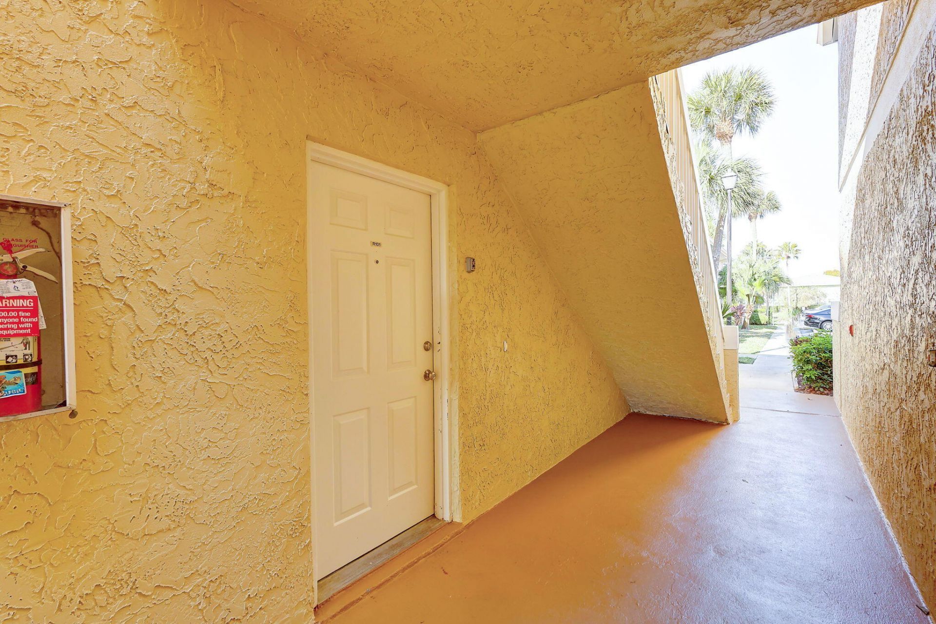 1558 SE Royal Green Circle, Unit 101, Port Saint Lucie, FL 34952 Photo