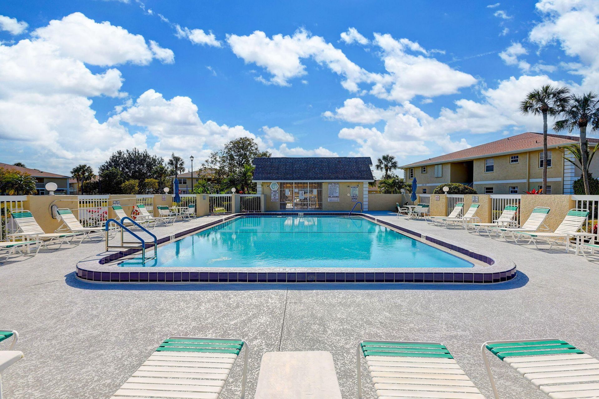 1558 SE Royal Green Circle, Unit 101, Port Saint Lucie, FL 34952 Photo