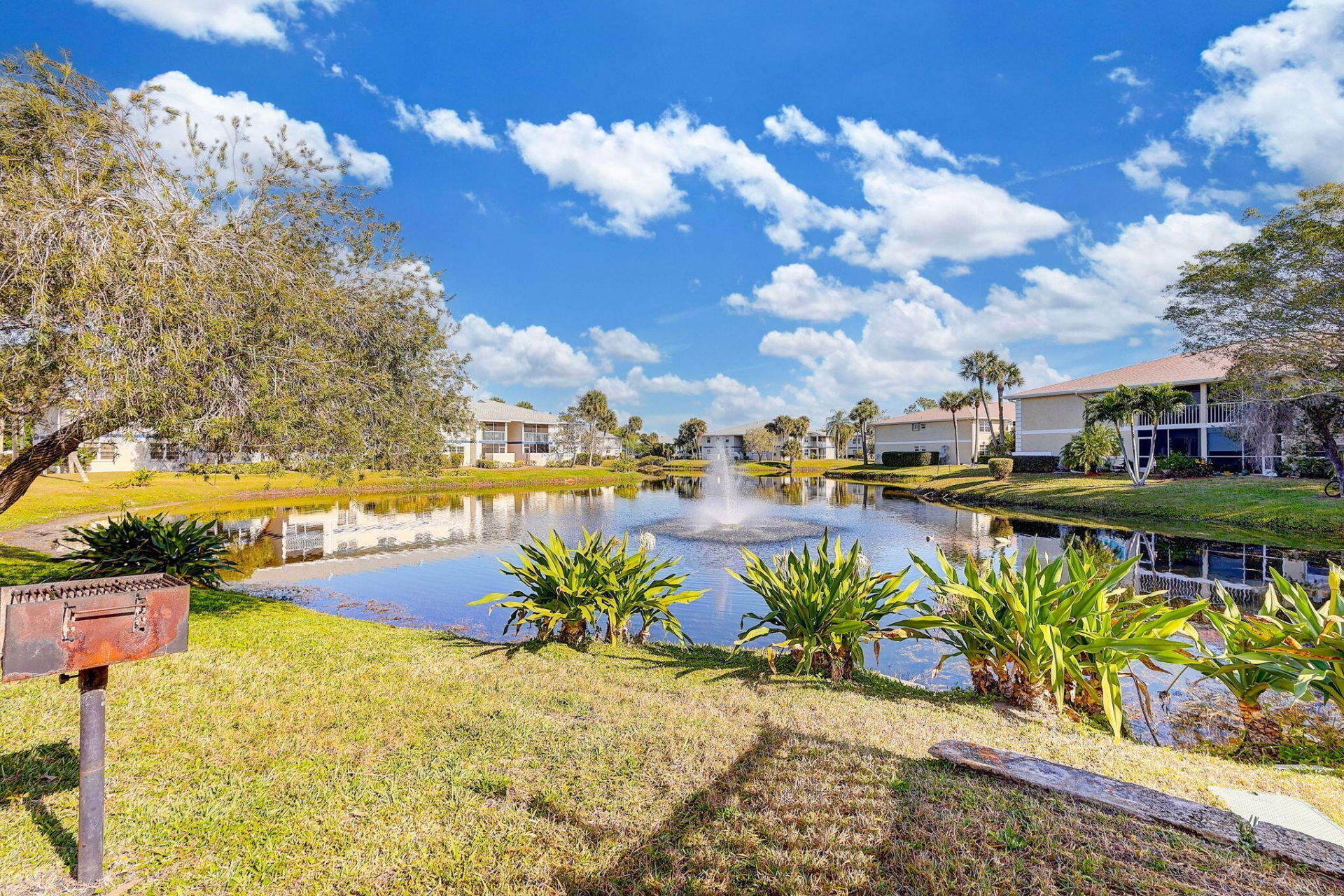 1558 SE Royal Green Circle, Unit 101, Port Saint Lucie, FL 34952 Photo