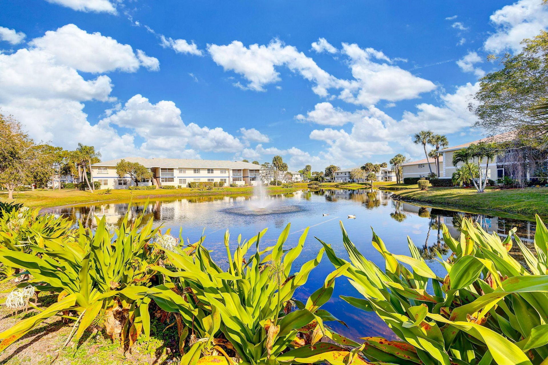 1558 SE Royal Green Circle, Unit 101, Port Saint Lucie, FL 34952 Photo