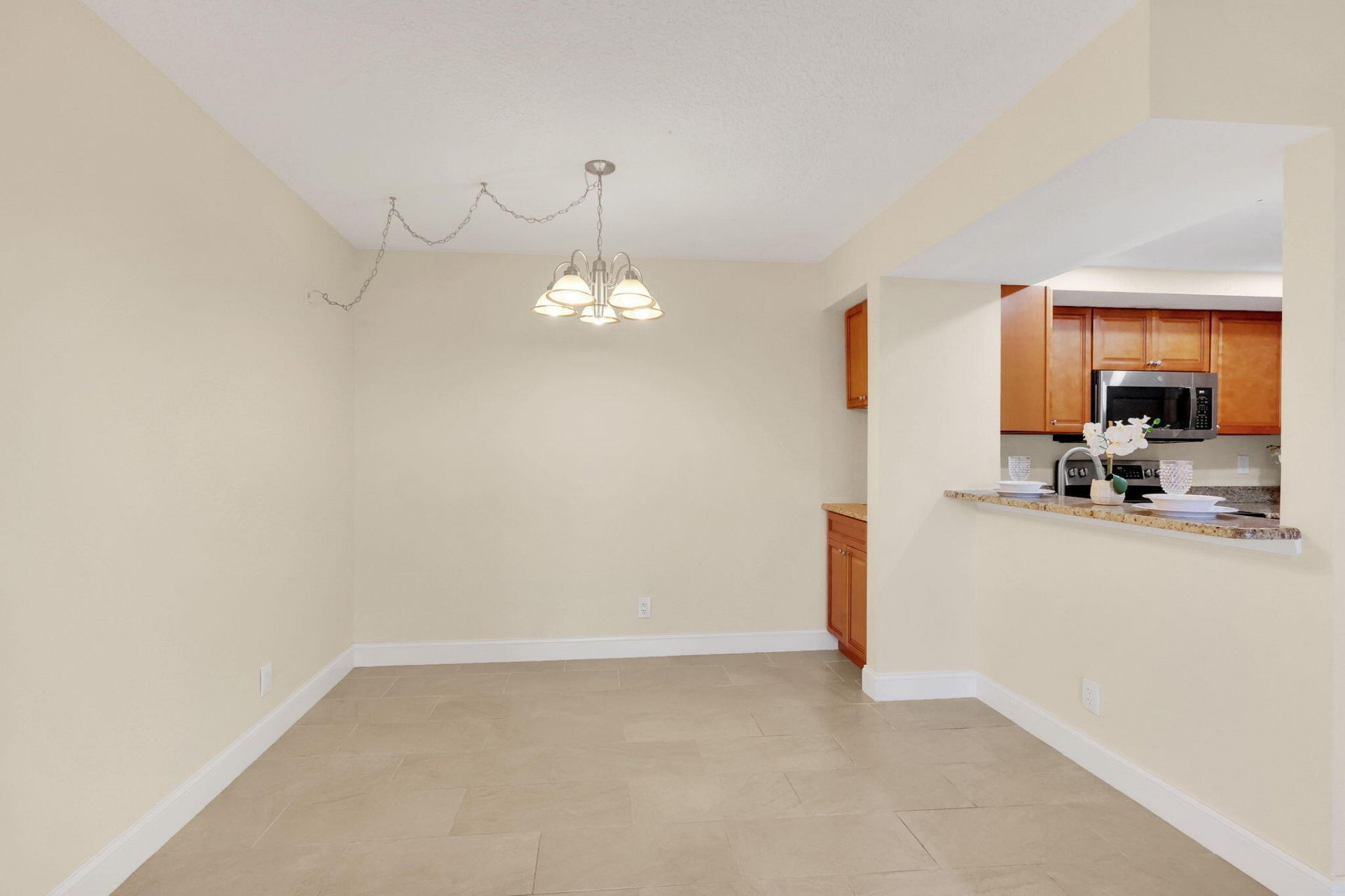 1558 SE Royal Green Circle, Unit 101, Port Saint Lucie, FL 34952 Photo