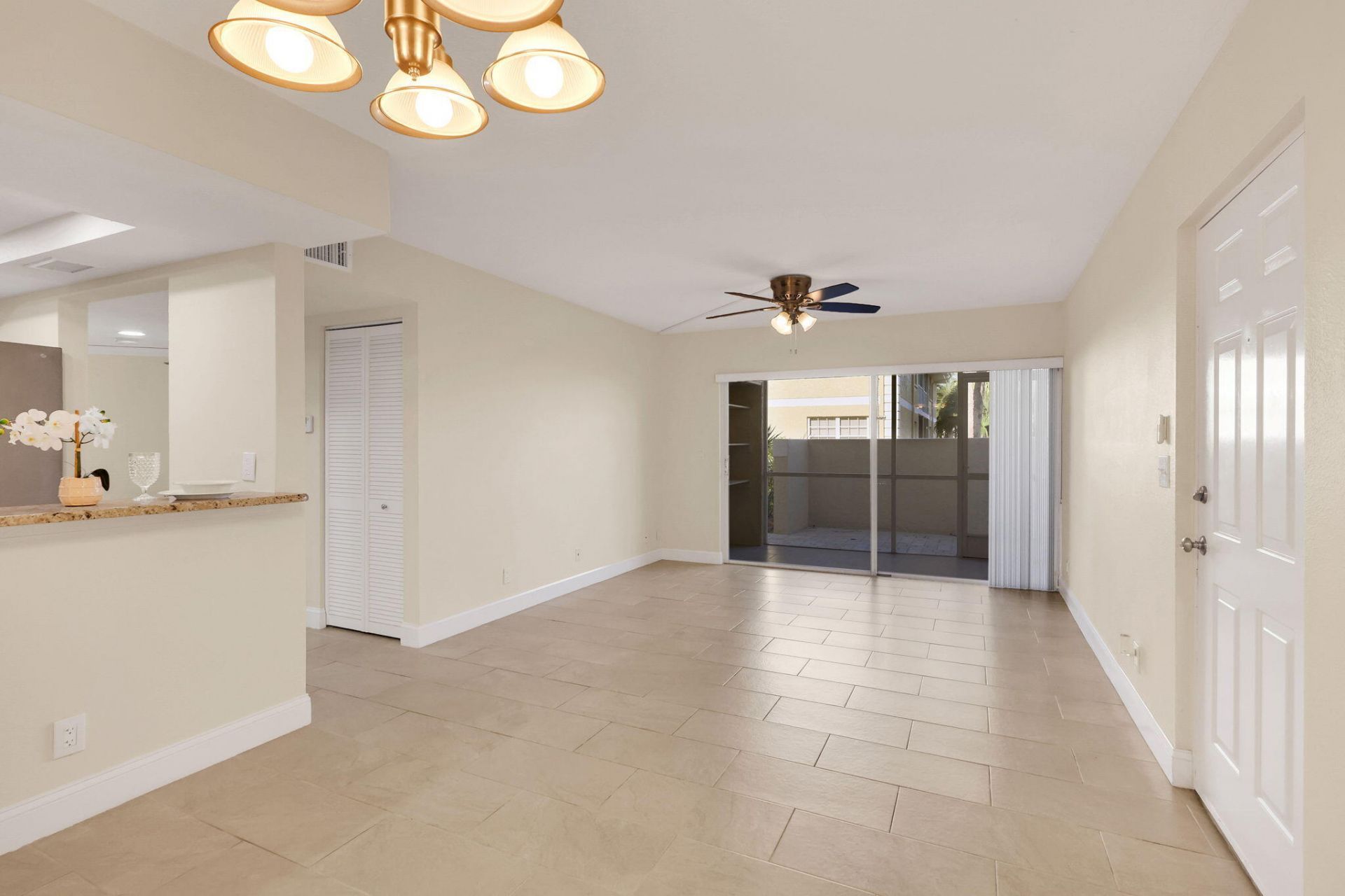 1558 SE Royal Green Circle, Unit 101, Port Saint Lucie, FL 34952 Photo