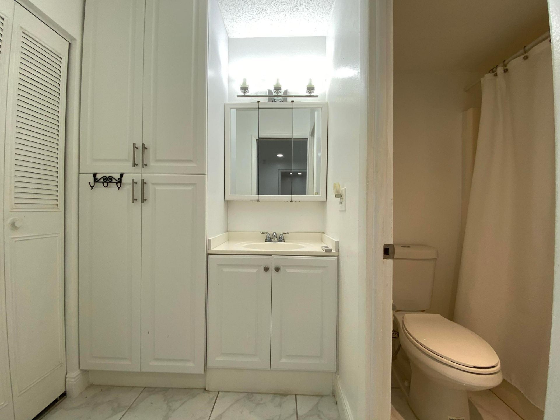 138 Lake Frances Drive, West Palm Beach, FL 33411 Photo