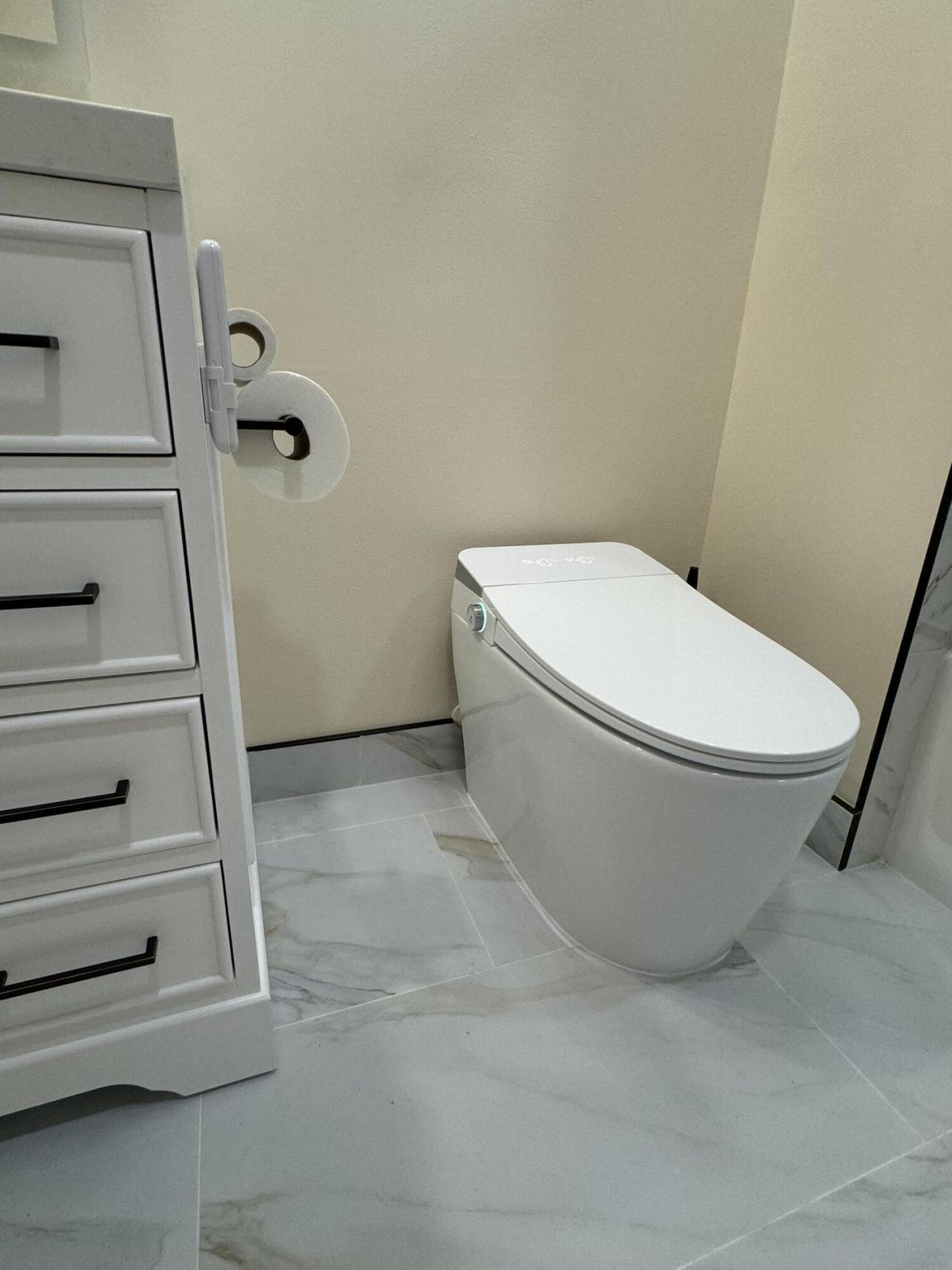 2080 S Ocean Drive, Unit Ph8, Hallandale Beach, FL 33009 Photo