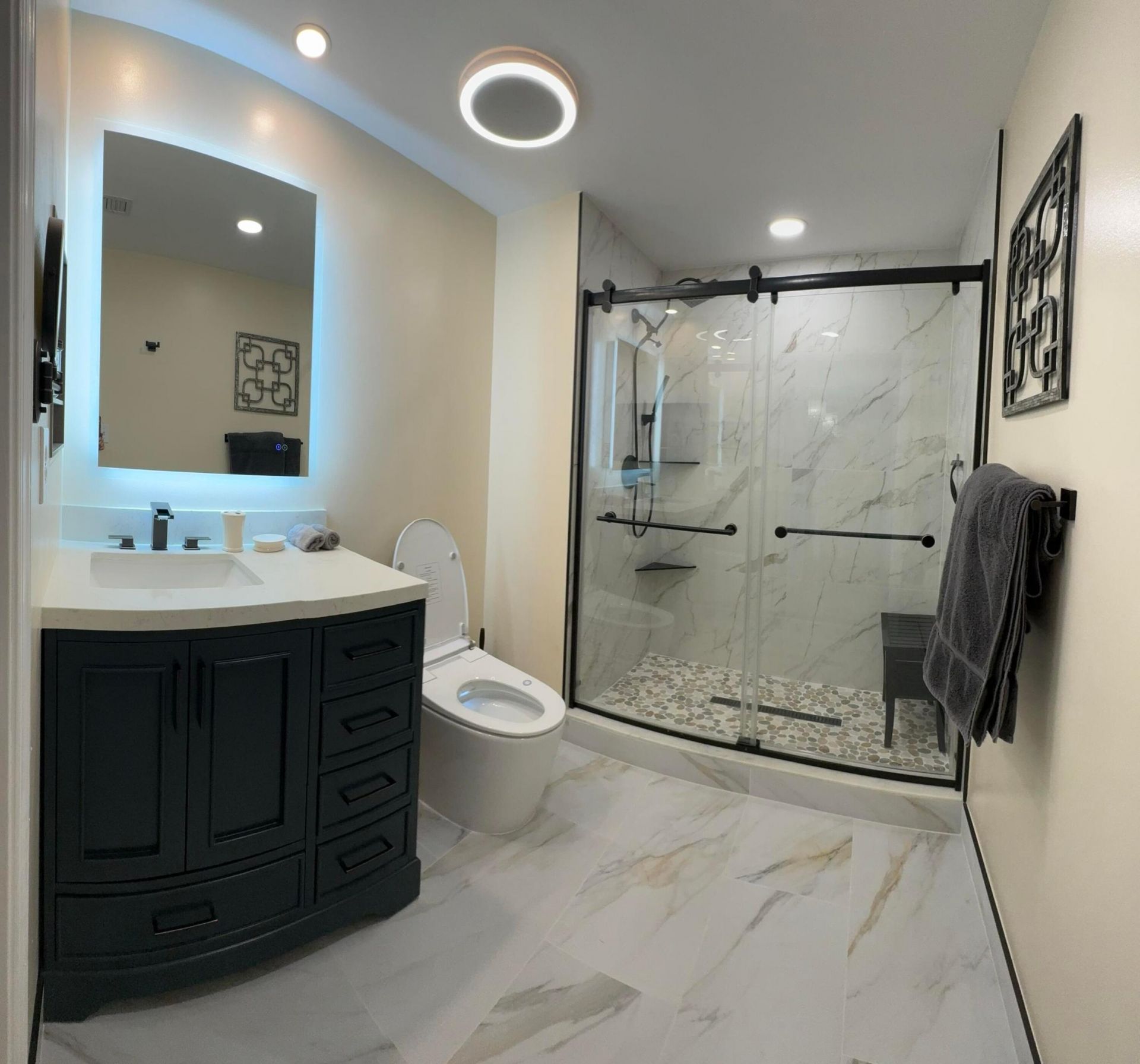 2080 S Ocean Drive, Unit Ph8, Hallandale Beach, FL 33009 Photo