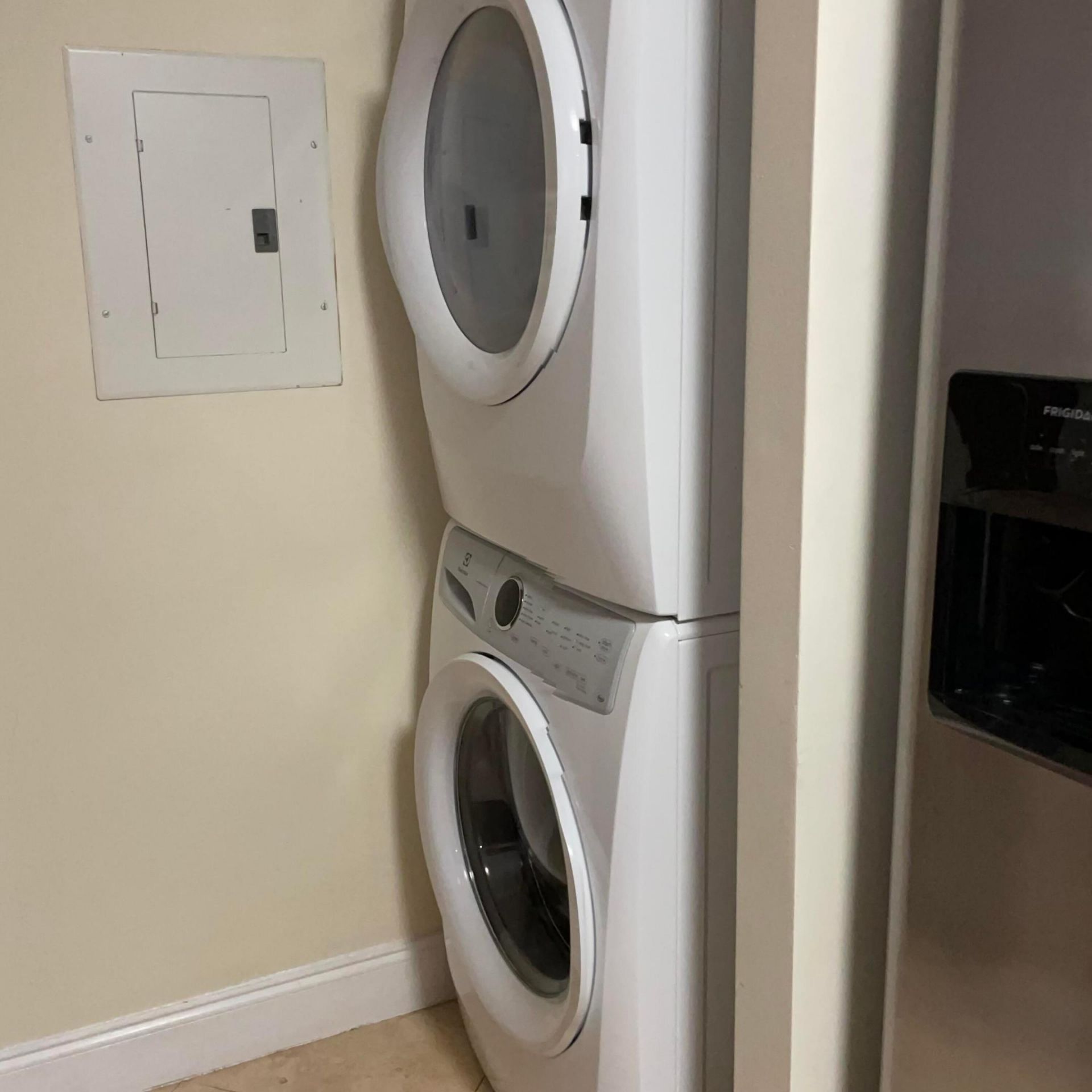 2080 S Ocean Drive, Unit Ph8, Hallandale Beach, FL 33009 Photo