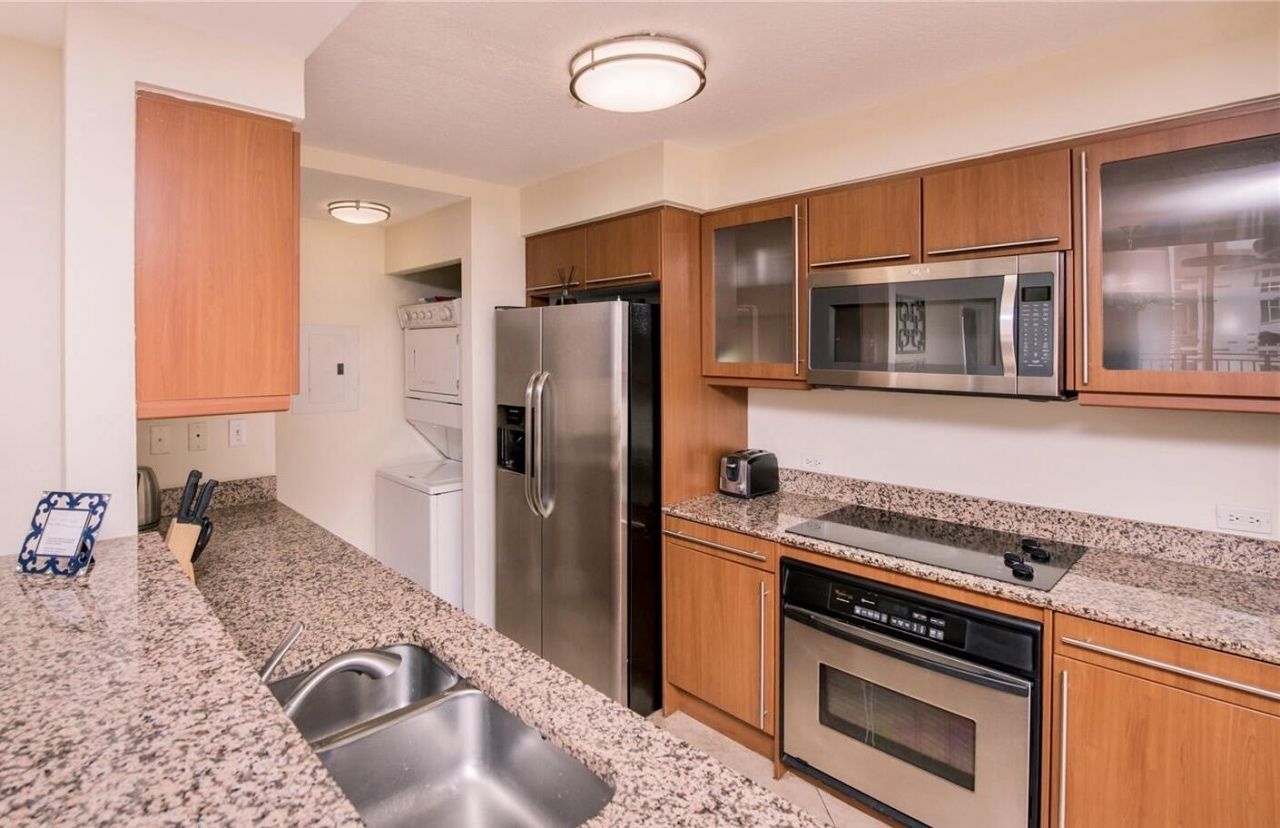 2080 S Ocean Drive, Unit Ph8, Hallandale Beach, FL 33009 Photo